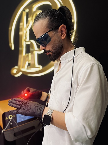 کلینیک زیبایی دکتر روزبه معصومی